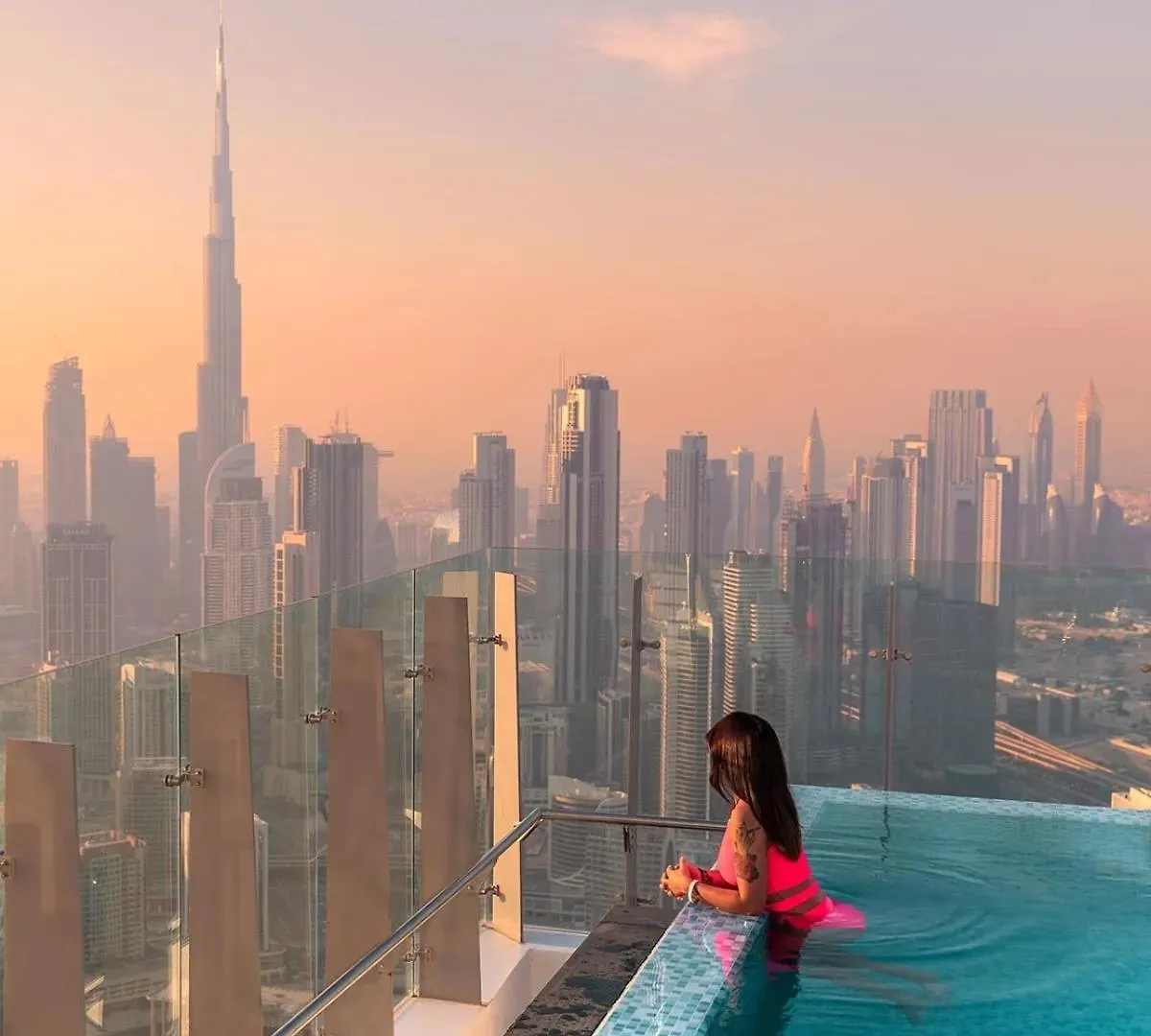 Infinity Luxury Apartment Dubai